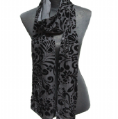 nylon/rayon/polyester scarf